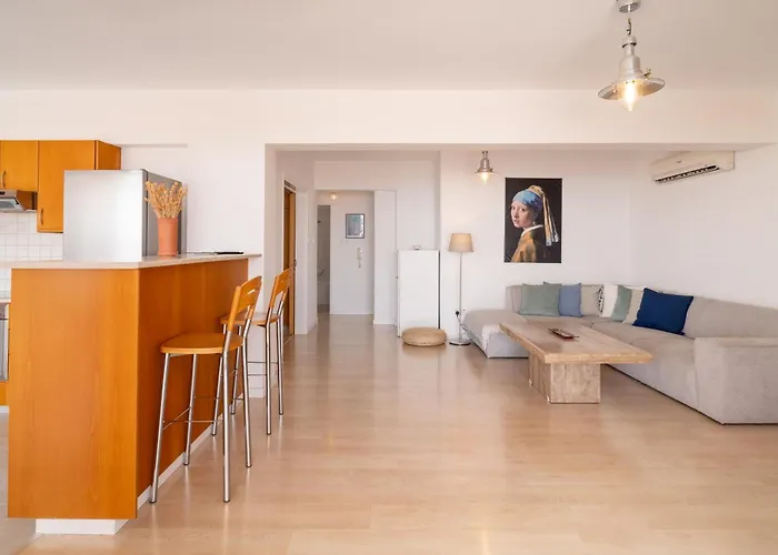 Blue Penthouse Mackenzie 公寓 拉纳卡