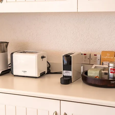 Апартаменты Blue Penthouse Mackenzie *