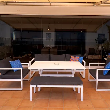 Blue Penthouse Mackenzie * Ларнака