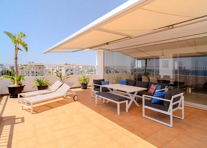 Blue Penthouse Mackenzie Larnaca