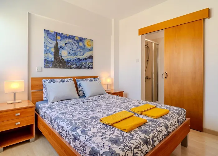 Blue Penthouse Mackenzie Apartment