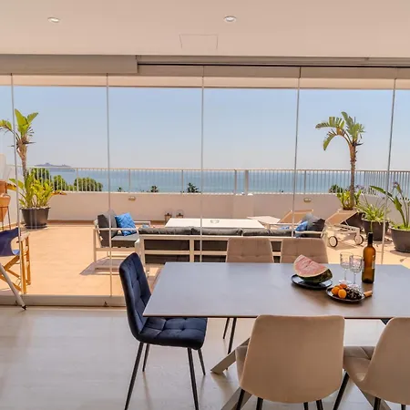 Blue Penthouse Mackenzie Lárnaka